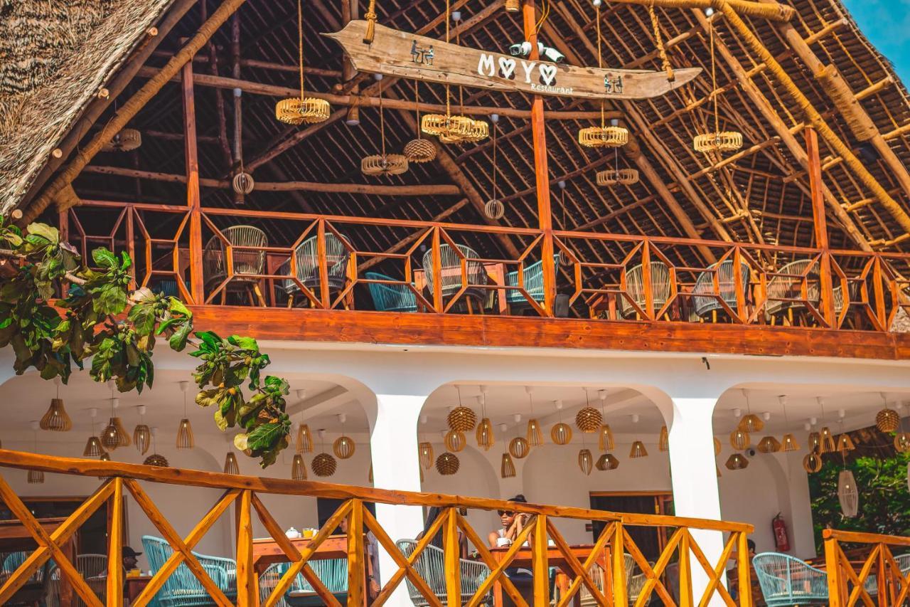 Zanzibella Hotel & Spa Kiwengwa  Bagian luar foto The interior of the restaurant
