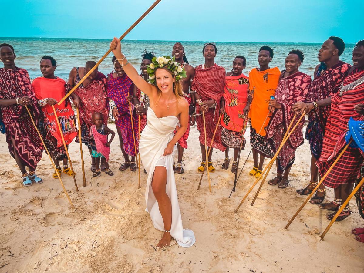 Zanzibella Hotel & Spa Kiwengwa  Bagian luar foto A Maasai wedding