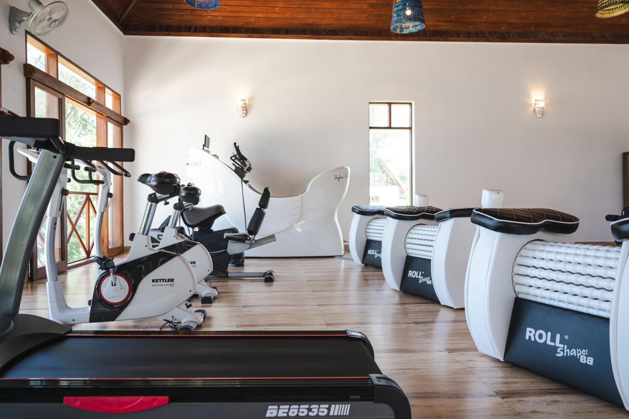 Zanzibella Hotel & Spa Kiwengwa  Bagian luar foto The gym at the resort